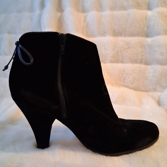 Daniblack Black Velvet Bootie - Picture 1 of 4